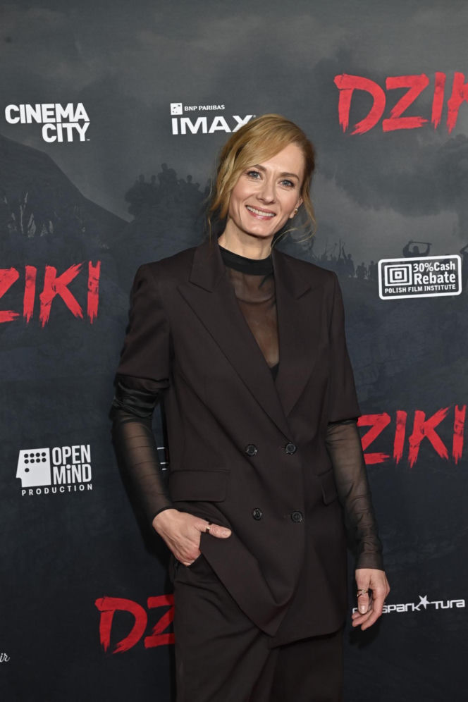 Anita Sokołowska zmieniła kolor włosów. Tak zaprezentowała się na przedpremierze filmu "Dziki"