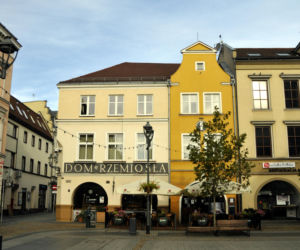 To miasto na Śląsku ma wyjątkowo piękną starówkę. Zachwyca też piastowskim zamkiem