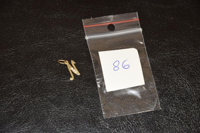 Rozpoznajesz te błyskotki? Policja poszukuje właścicieli bizuterii i kosztowności