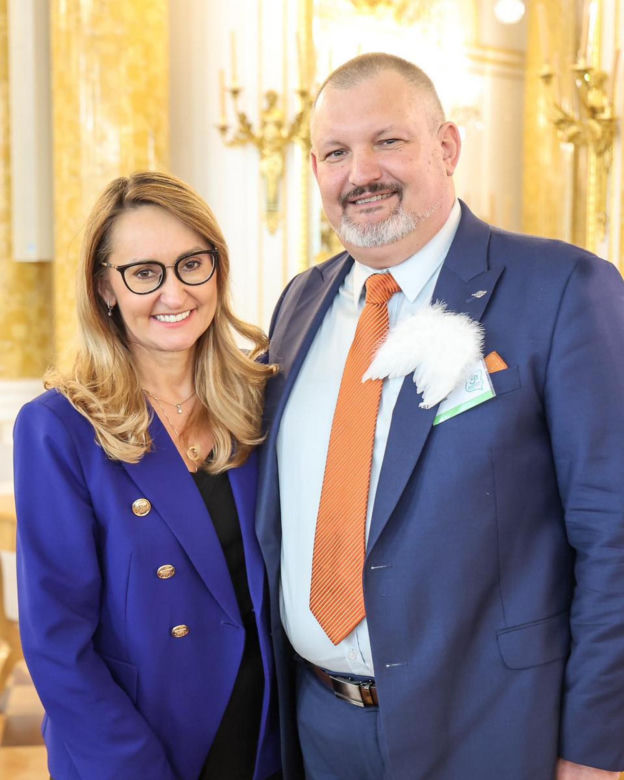 „Nie bierzmy wszystkiego na serio”. Rozmowa z Radosławem Potracem, Nauczycielem Roku 2023