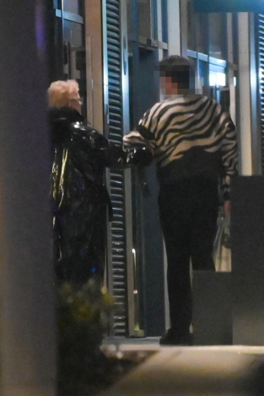 Katarzyna Figura imprezowała w piżamie