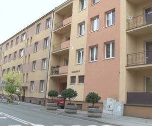 Jasło: 25-latek uwięził matkę i babcię. Groził, że wysadzi blok