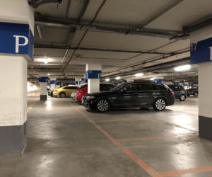 Otwarcie galerii handlowych - parkowanie