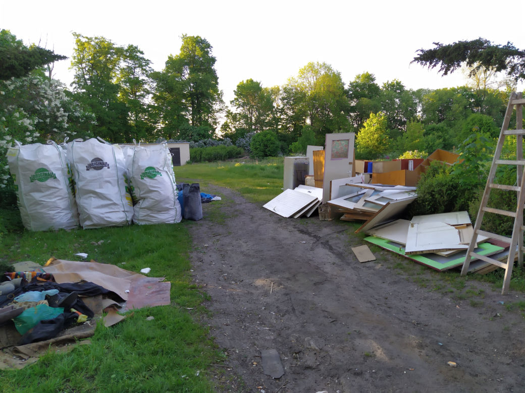Zobacz jak wyglądał zabytkowy dworek w Ostrówku na początku remontu