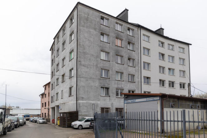 Samowola budowlana przy Centralnej 73B w Krakowie