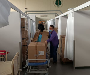 Szpital tymczasowy w Białymstoku przy ul. Wołodyjowskiego [ZDJĘCIA]