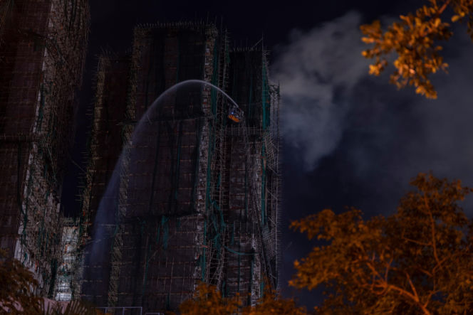 Cudem uciekł z płonącego wieżowca. Relacja mrozi krew w żyłach