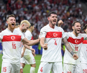 Hakan Calhanoglu (Turcja)