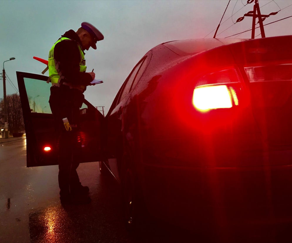Podlaskie. Policja zatrzymała kolejnego kuriera przewożącego imigrantów