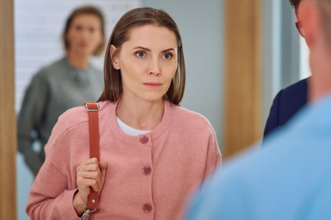 Brygida męczy Kluska, Agierowa rzuca się na Boską, a w pensjonacie Romana i Honoraty wybucha pożar.