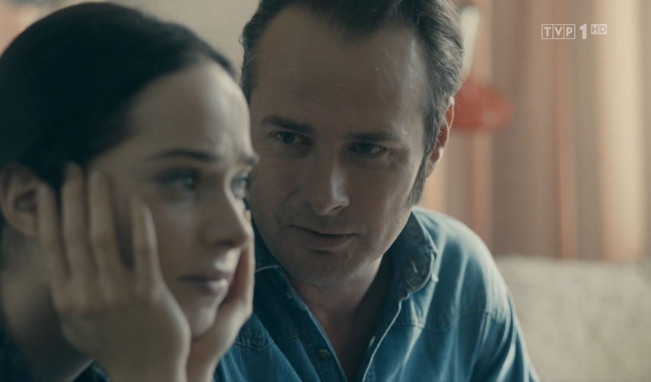 Stulecie Winnych 4, odc. 48: Janusz (Paweł Małaszyński), Michelle (Maria Pawłowska)