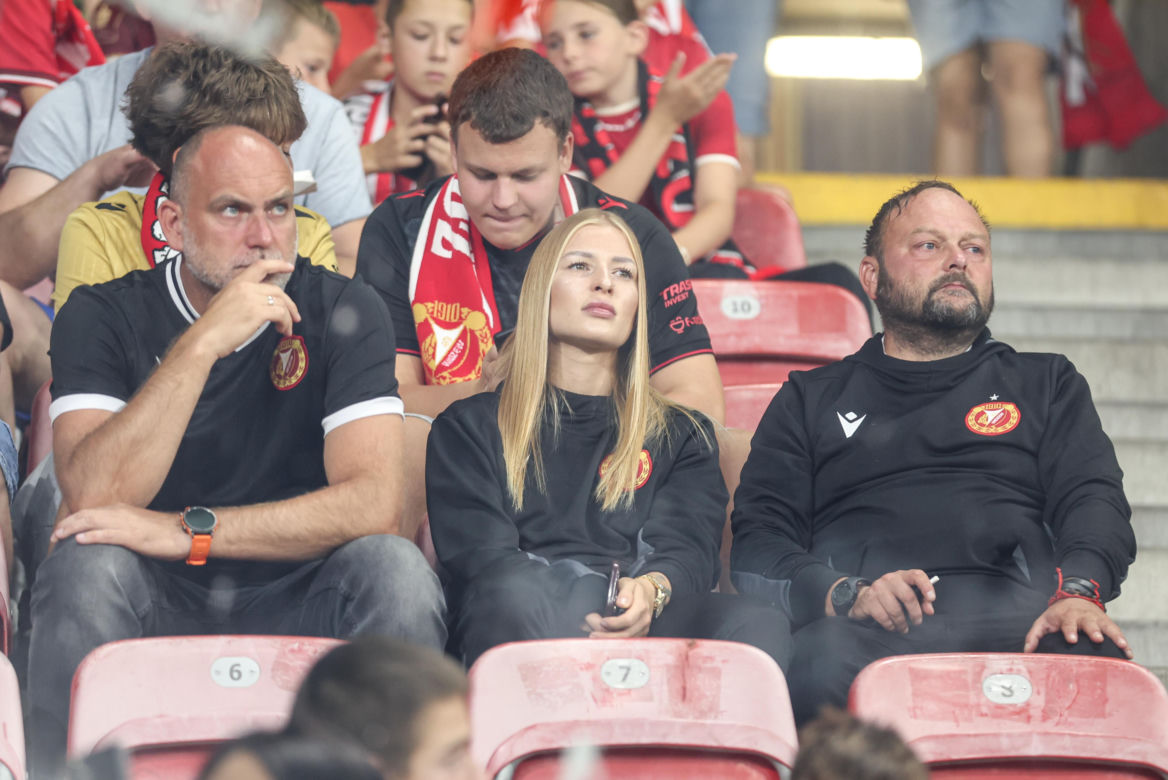 Widzew Łódź - Lech Poznań: Zdjęcia kibiców z meczu 6. kolejki PKO BP Ekstraklasy