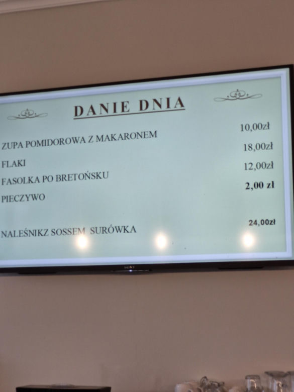 Smacznie, sycąco i niedrogo - tak zjemy w restauracji przy kościele ojca Tadeusza Rydzyka