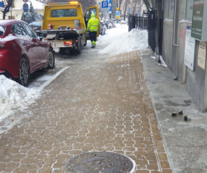 Na lubelskich chodnikach zalega śnieg
