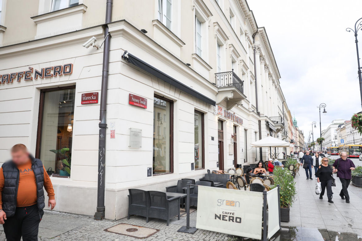 Warszawa dawniej i dziś. Róg Nowego Światu i Wareckiej