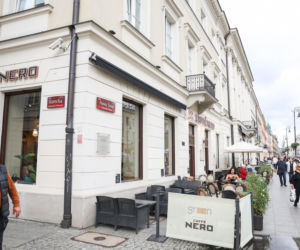 Warszawa dawniej i dziś. Róg Nowego Światu i Wareckiej