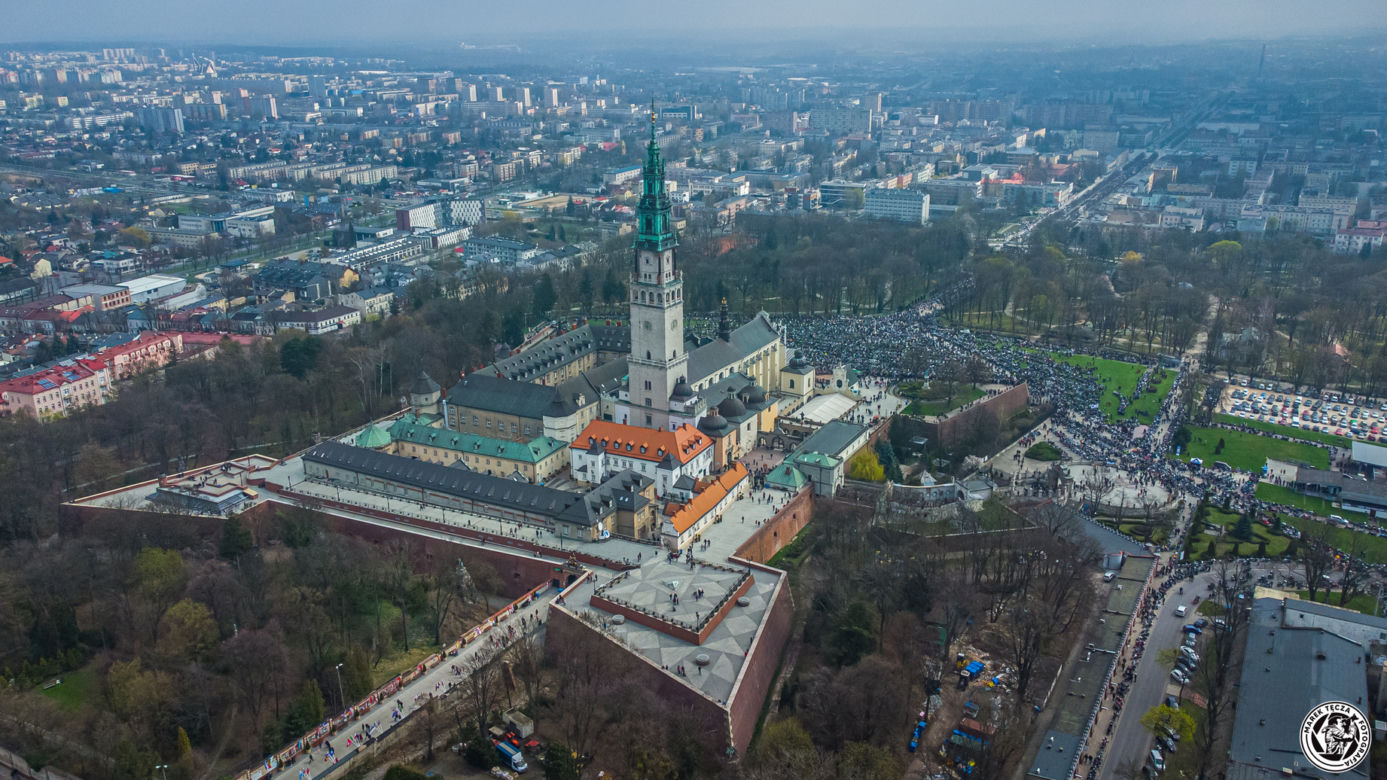 Motocyklowy Zlot Gwiaździsty na Jasnej Górze w Częstochowie