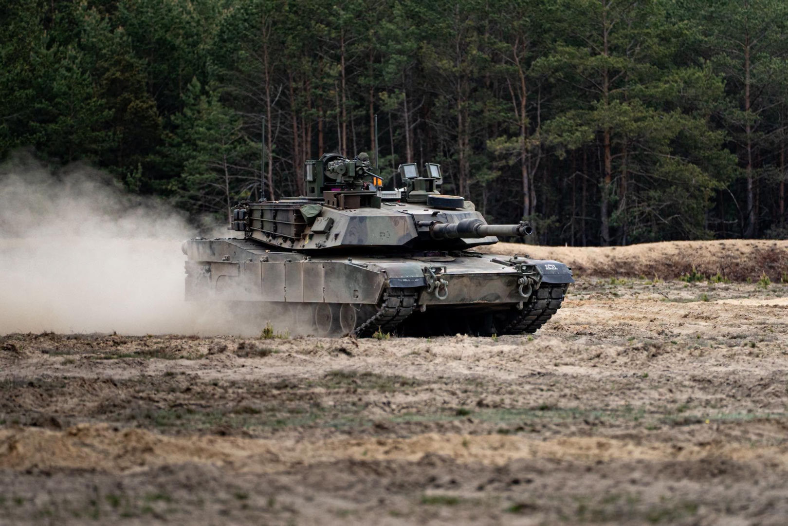 Nowe czołgi Abrams w Polsce. Dostawa M1A2 SEPv3 i M88A2