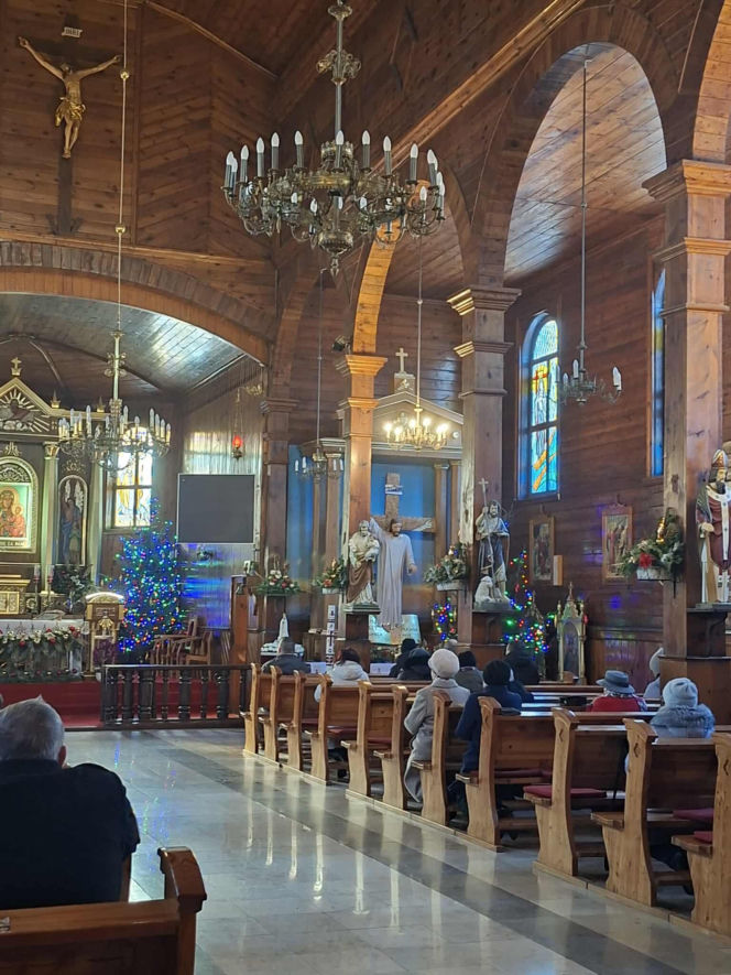 Parszów. Drewniany kościół pw. Zesłania Ducha Świętego