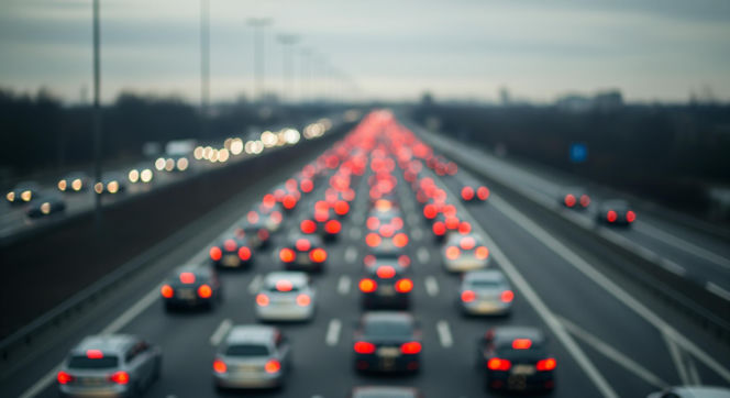 Zderzenie busa z osobówką na Zakopiance! Pięć osób rannych