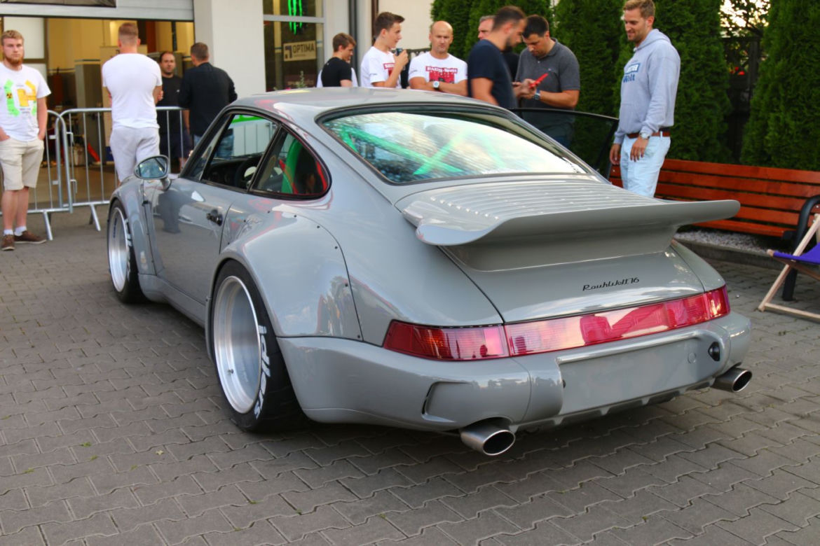 Akira Nakai San, Porsche 911 RWB