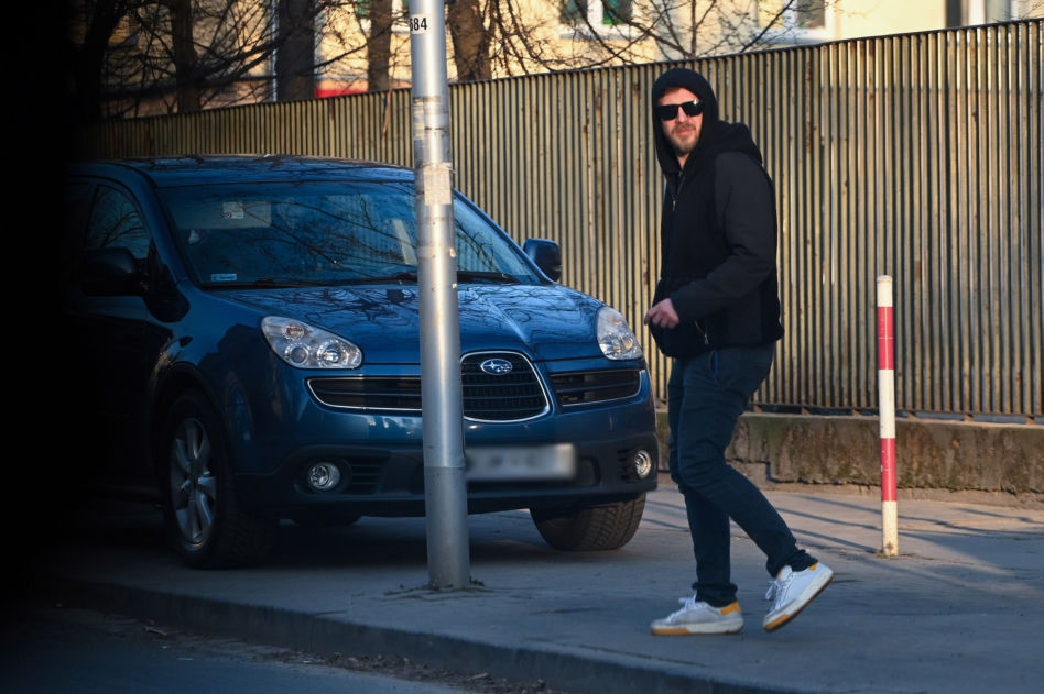 Antek Królikowski spędził godzinę i dziecka w szpitalu