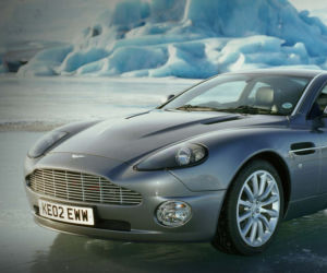 Aston Martin V12 Vanquish