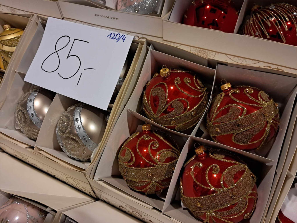 Ceny ozdób świątecznych w Krakowie. Ile trzeba zapłacić za dekoracje? 
