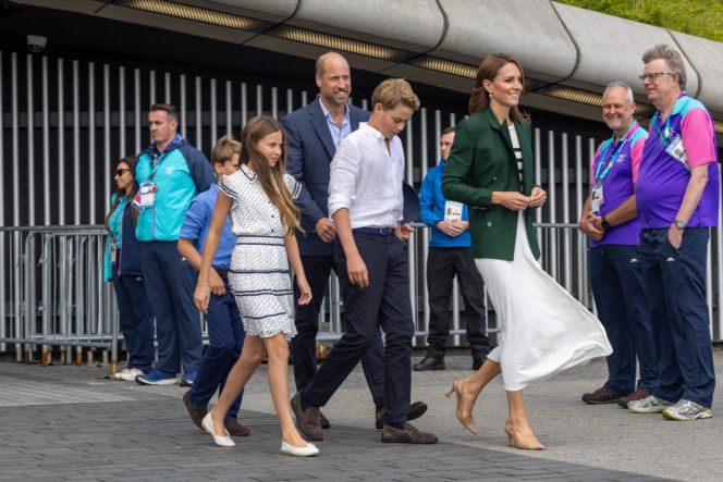 Pierwsze zdjęcie Kate po wieściach o Harrym! Tak reaguje na ich powrót?!