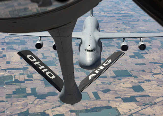 850 Tomahawków w miesiąc. Słony rachunek za "Epic Fury"