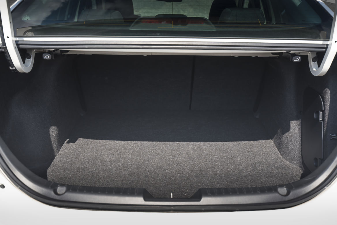 Mazda 3 Sedan Skyactive-G 2.0 120 KM M6