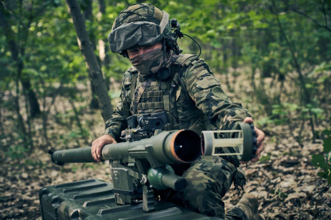 Polski „Grom z jasnego nieba” powraca. Wicepremier podpisał mega-kontrakt na tysiące Piorunów!