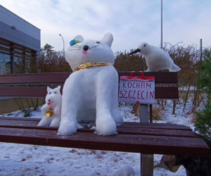 Rzeźby ze śniegu na pętli Głębokie