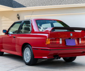 BMW E30 M3 wystawione na sprzedaż za prawie milion złotych