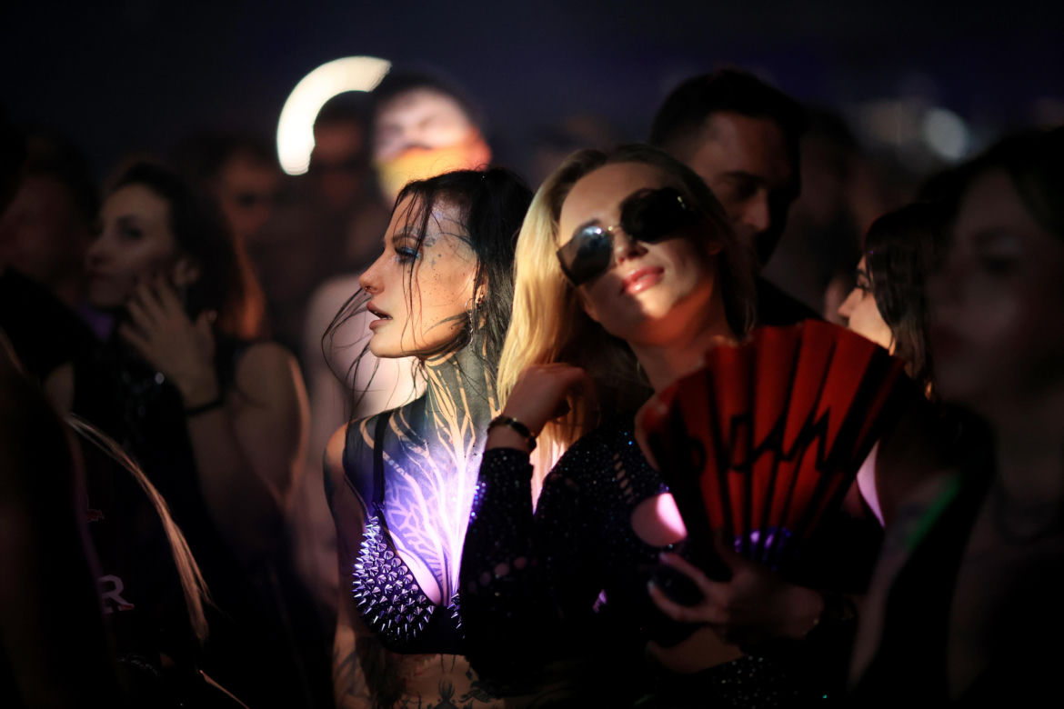 Mayday 2025 w Katowicach. Tak się bawią fani techno