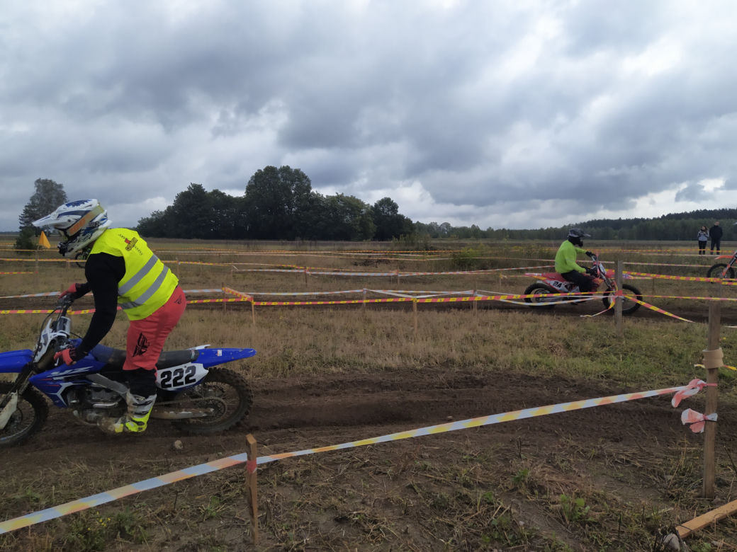 ZOBACZ ZDJĘCIA z III rundy mistrzostw okręgu warszawskiego Cross Country w Czerniejewie