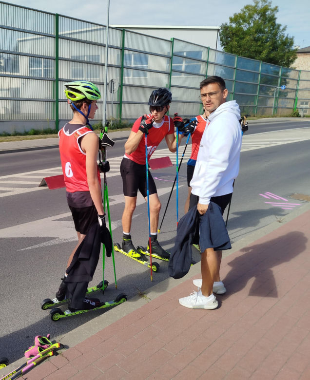 Zawody o Puchar Polski na nartorolkach Marwe Cup 2025 zostały zainaugurowane w Siedlcach