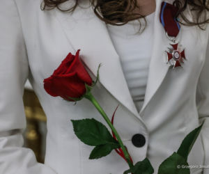 Marta Nawrocka w czerwieni