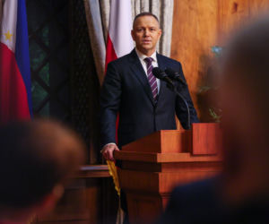Karol Nawrocki z żoną na historycznych rozmowach na Filipinach