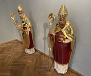 Wystawa XVII-wiecznych rzeźb z ołtarza głównego bazyliki św. Małgorzaty