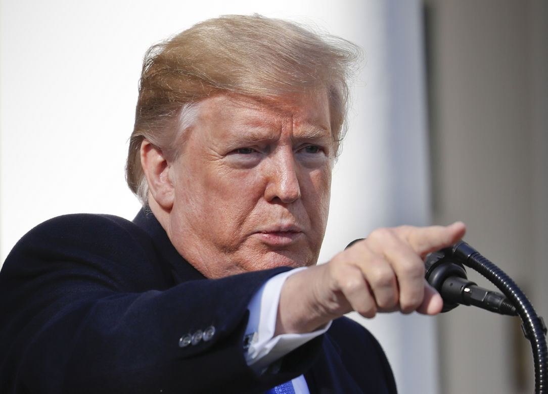 Protesty i pozwy po decyzji Trumpa