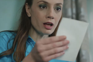 Panna Młoda, odcinek 18.. Derya, Mukadder