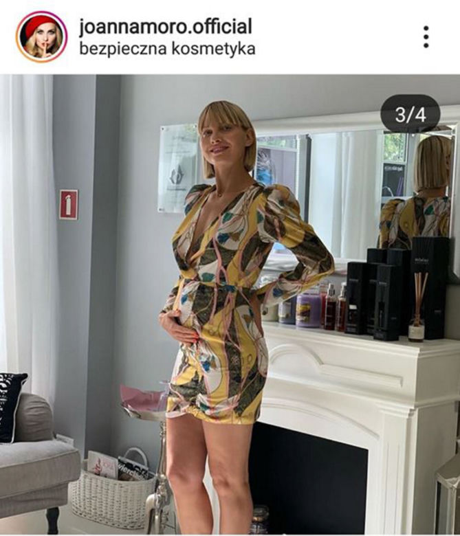 Joanna Moro dumnie prezentuje brzuszek ciążowy