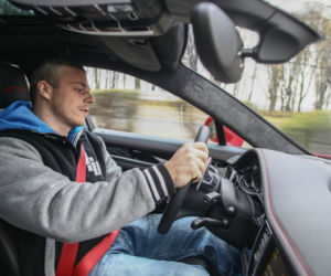 Adrian Zieliński w Porsche Panamera GTS