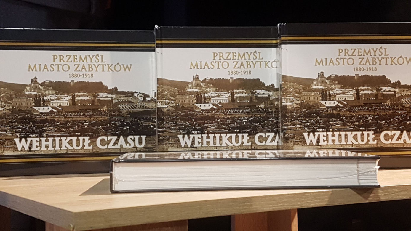 Zaczęło się od zdjęcia, a teraz jest album. Wehikuł czasu po Przemyślu