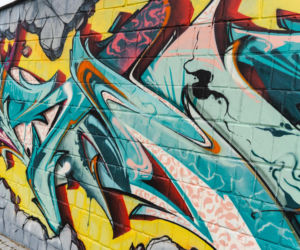 Przy ul. Mieszka I w Siedlcach można podziwiać całą galerię murali i graffiti