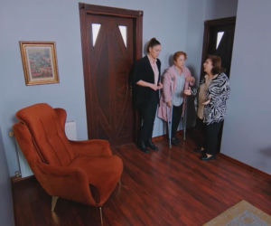 Miłość i nadzieja, odc. 354. Naciye, Yildiz, Hulya