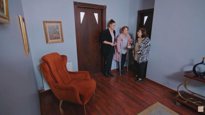 Miłość i nadzieja, odc. 354. Naciye, Yildiz, Hulya