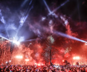 Wystąpią w strojach za 100 000zł