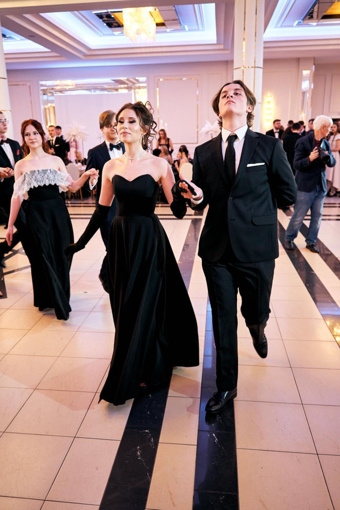 Studniówka siedleckiej Królówki 2026 - walc i polonez